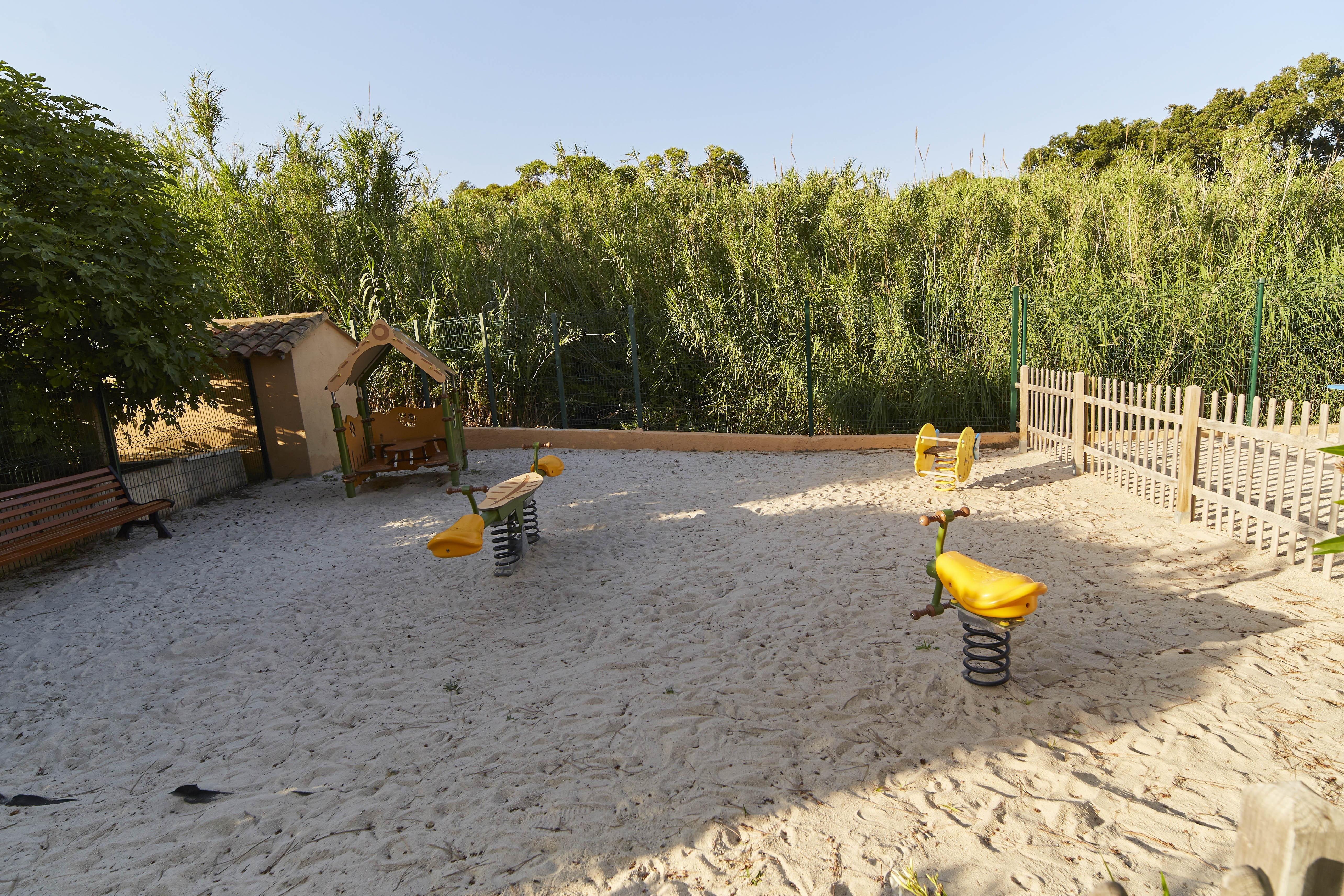 Résidence Pierre&Vacances L’Anse De Pramousquier Le Lavandou Esterno foto