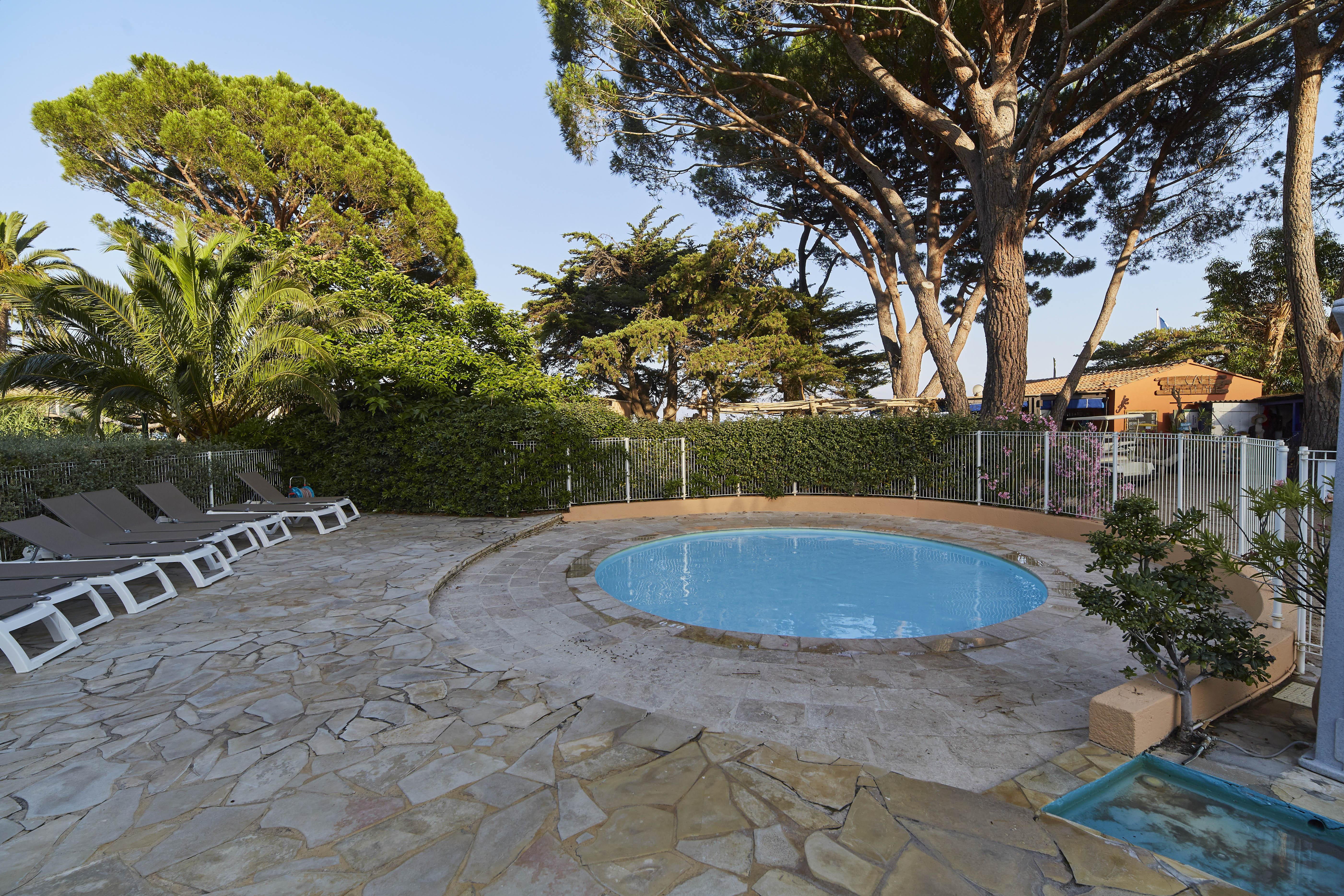Résidence Pierre&Vacances L’Anse De Pramousquier Le Lavandou Esterno foto
